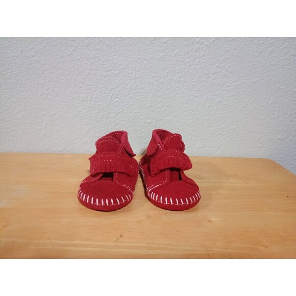 Minnetonka Other - Minnetonka Baby Moccasins Size 3 Red Leather Shoes Fringe Boots
